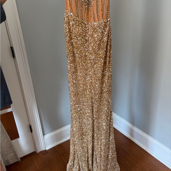 Sherri Hill Gold Sequin Prom Dress - Picture 4 of 6